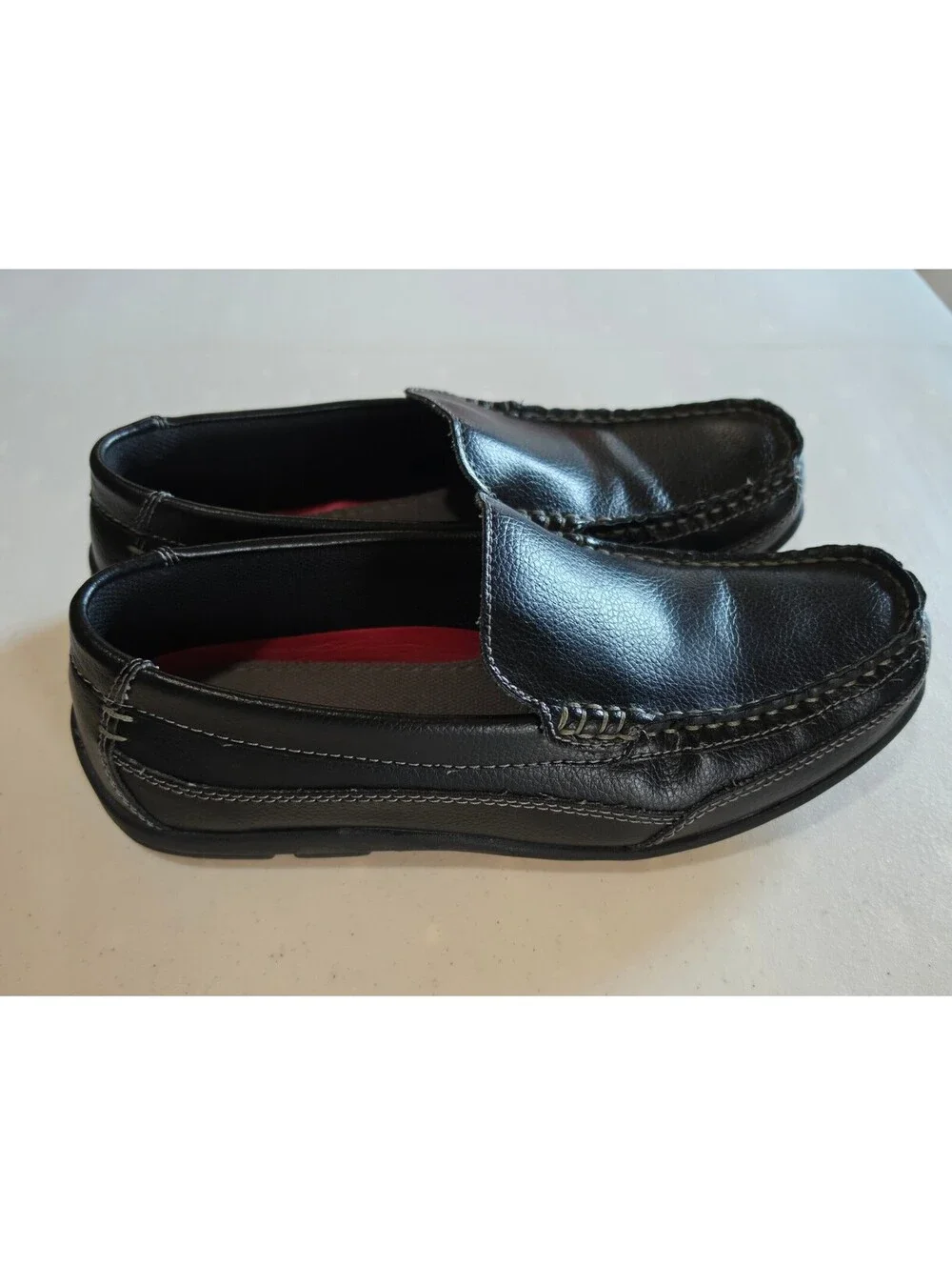 Men's Black Leather Slip-On Loafers by Stone Canyon 7 M